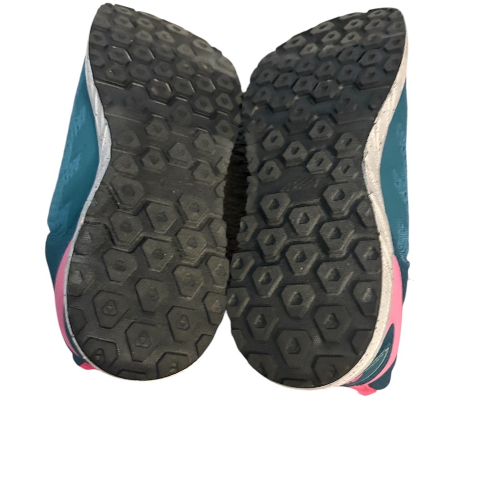 AVIA WOMENS ATHLETIC SNEAKERS SIZE 9 1/2 WIDE - Picture 3 of 4